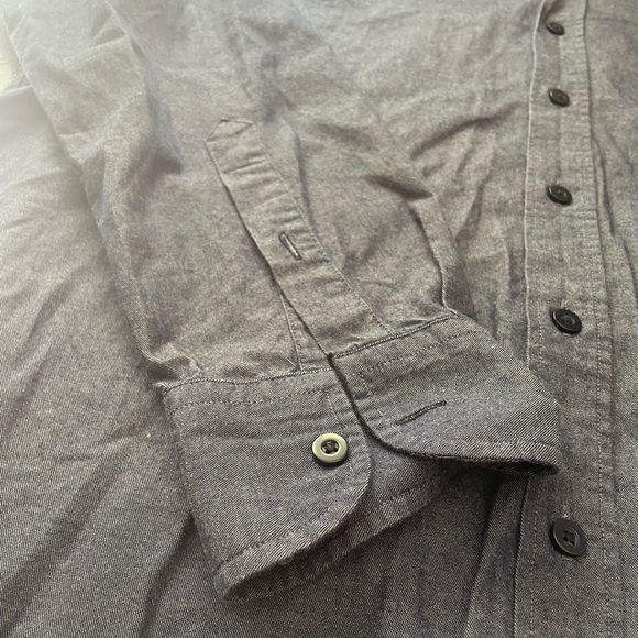 Untuckit mens sz large long sleeve button - Picture 2 of 7